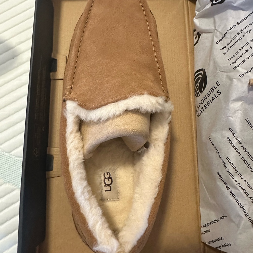 UGG - Men's Ascot Suede Slippers
